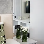 - Center 1br With Private Balcony Bukarest