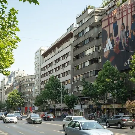 - Center 1br With Private Balcony Апартаменты *