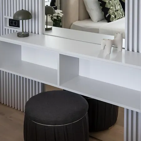 - Center 1br With Private Balcony