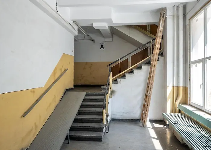 - Center 1br With Private Balcony Апартаменты